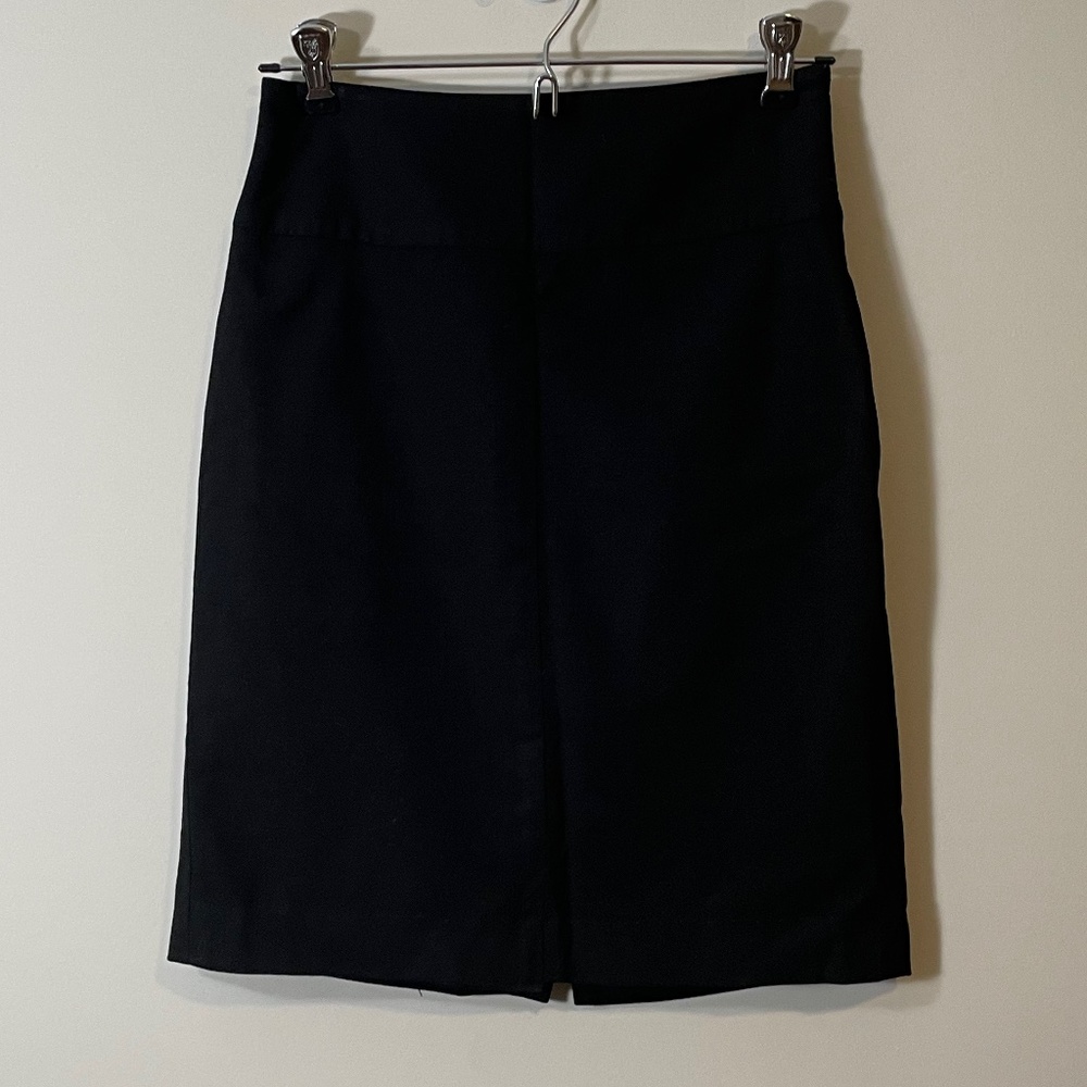 Banana Republic Black Pencil Skirt - Side Zip 0P